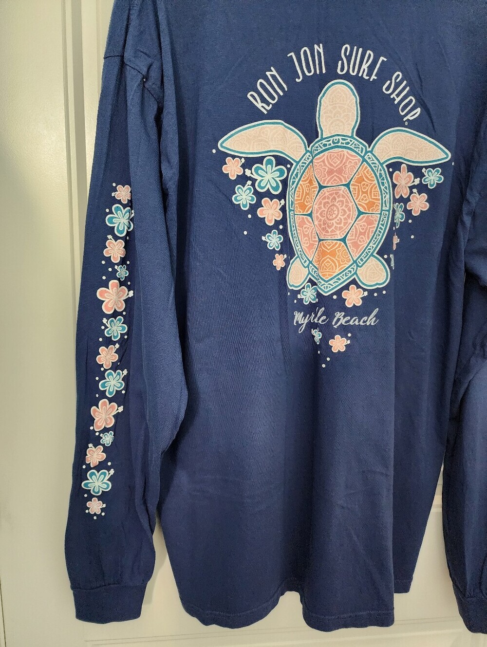 Ron Jon Surf Shop Women's Floral Turtle Myrtle Beach Long Sleeve Tee, Size XL - Picture 5 of 7